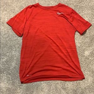 Red nike tee shirt